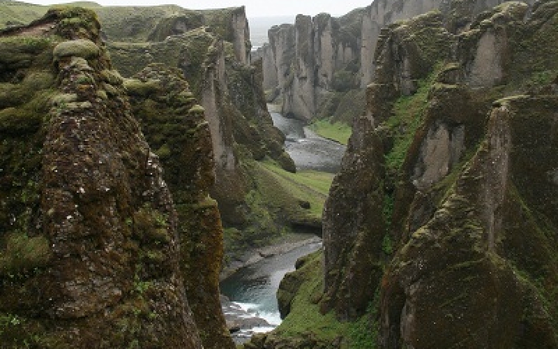 Fjadrargljufur Canyon - Secret Iceland